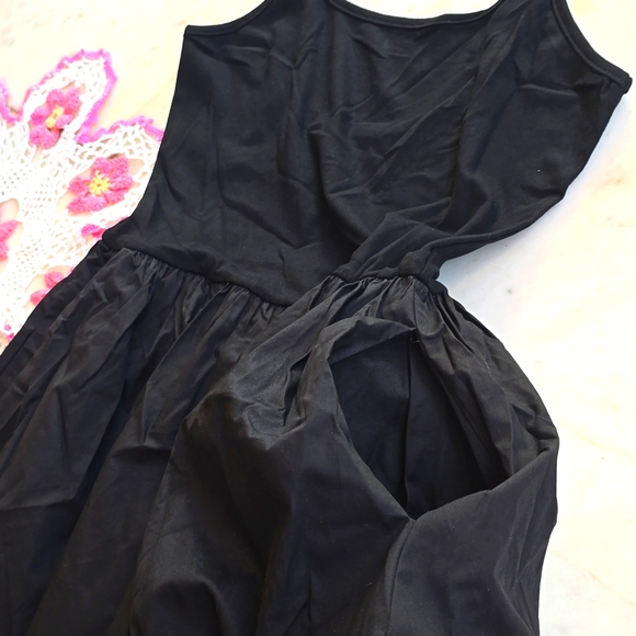 NWT Commense Patchwork Pockets Midi Dress in Black Size Medium - Picture 10 of 14